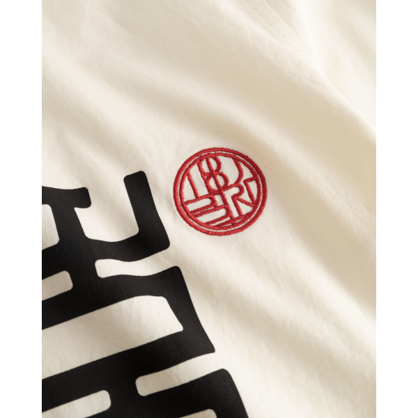 Woodbird Banks Sign Shirt (off white)