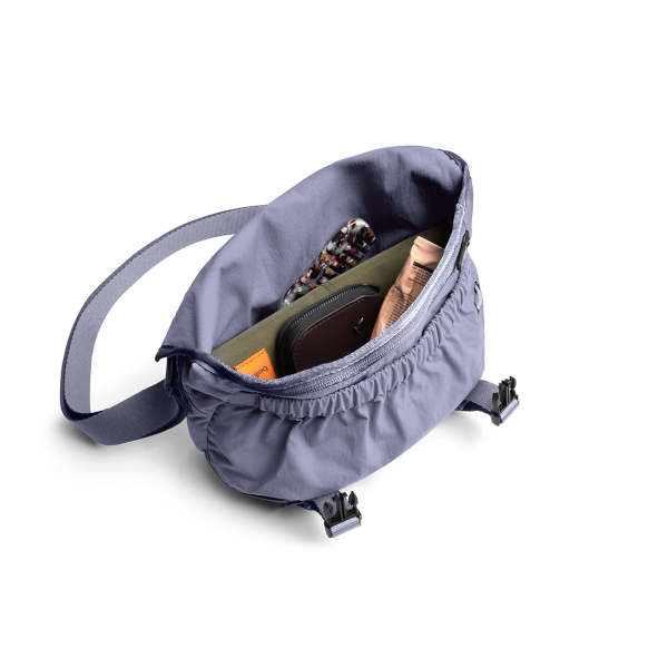 Bellroy Cinch Mini Messenger 6L (lilac haze)