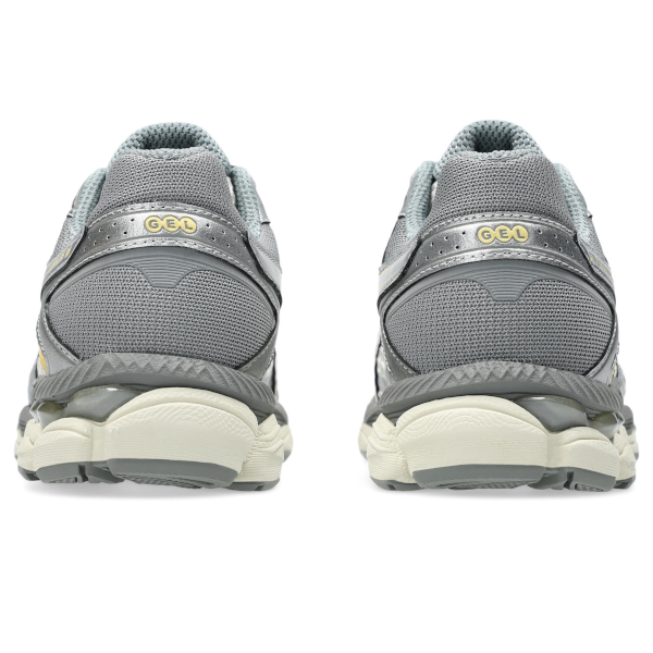 ASICS Gel-Cumulus 16 (cream/clay grey)
