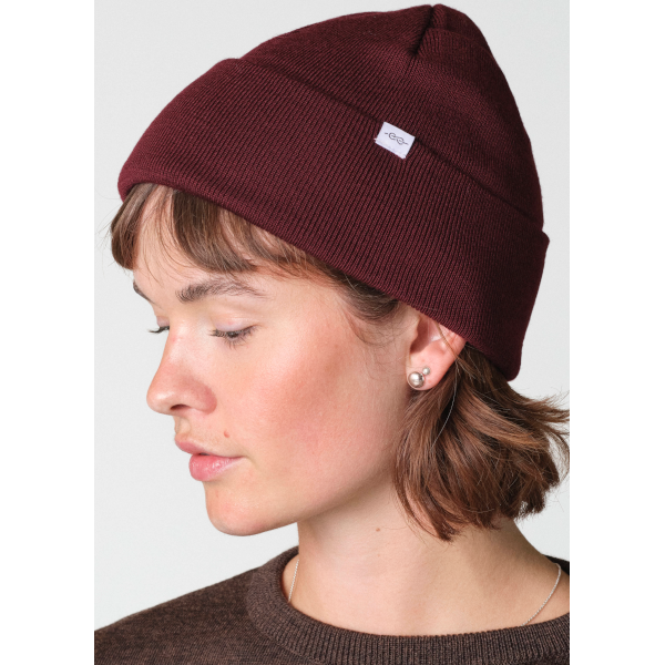Klitmøller Fine Rib Beanie (burgundy)