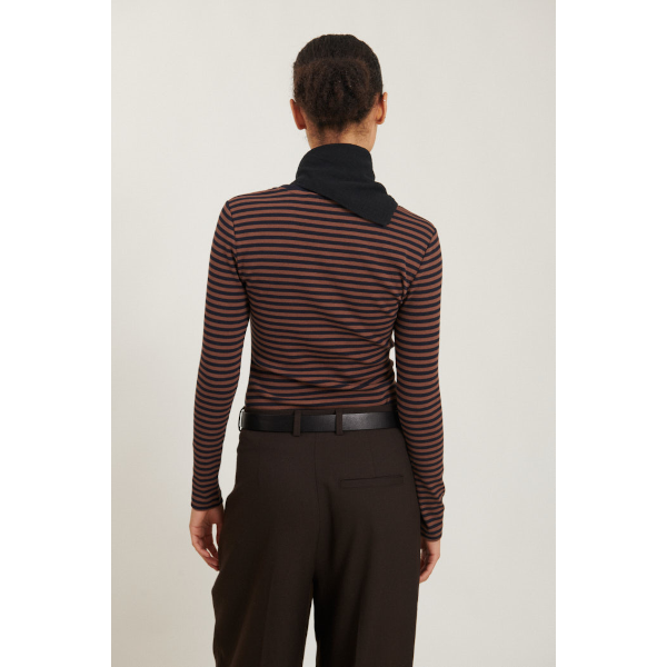 Basic Apparel Ludmilla LS Tee (carafe/black)