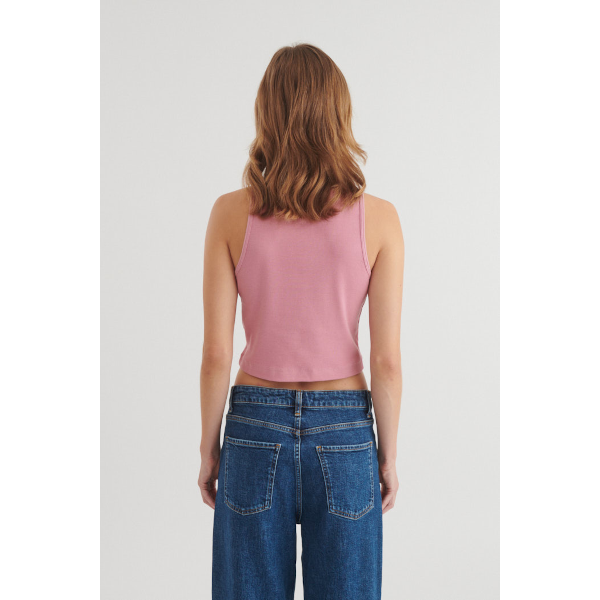 Basic Apparel Ludmilla Crop Tank (cashmere rose)