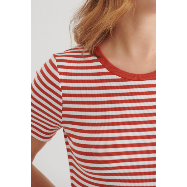 Basic Apparel Ludmilla O-Neck T-Shirt (roibus/whisper white)