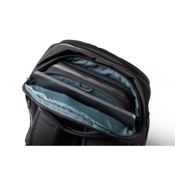 Bellroy Transit Workpack Pro 22L (black)