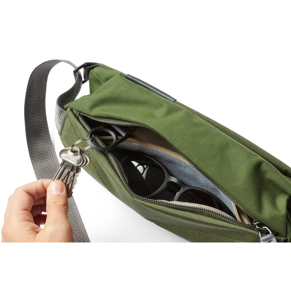 Bellroy Sling Bag Mini 4L (ranger green)