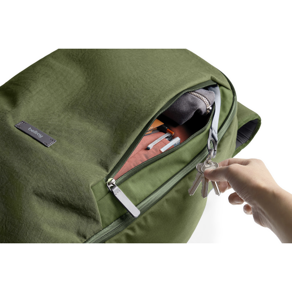 Bellroy Transit Backpack (ranger green)